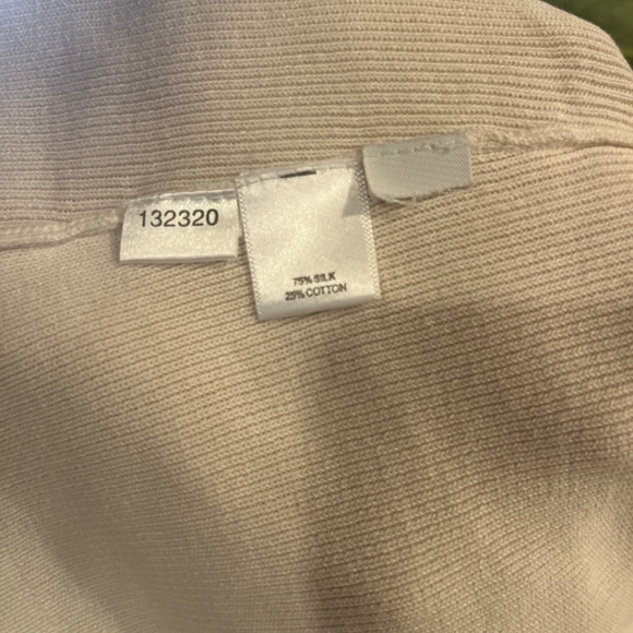 Ann Taylor Sleeveless Silk and Cotton Tank - Picture 4 of 4